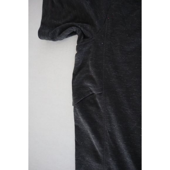 Under Armour 1369753 010 Men's Sz M Gray UA Run Trail T-Shirt $60 - Picture 6 of 9